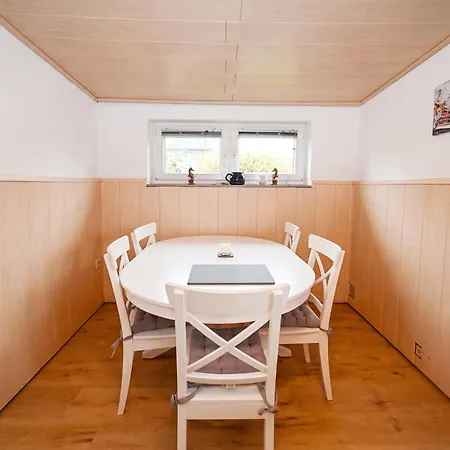 Appartement Schweinedeich 18 *